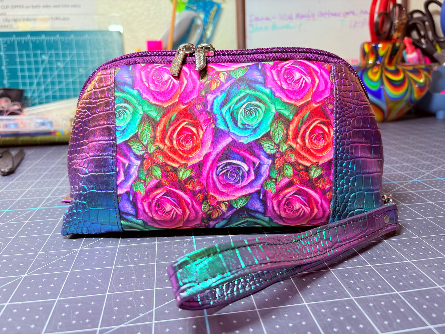 ROSE WRISTLET LOUCH