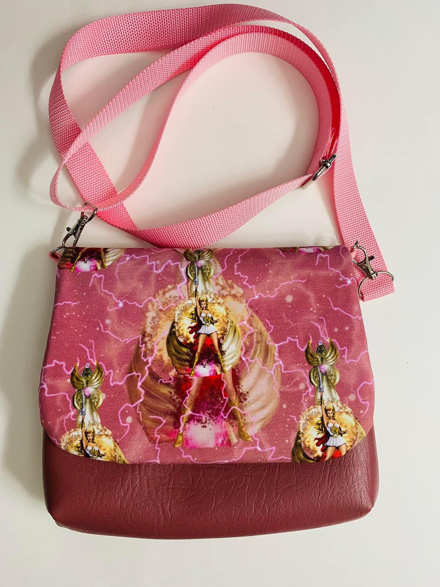 She RA crossbody