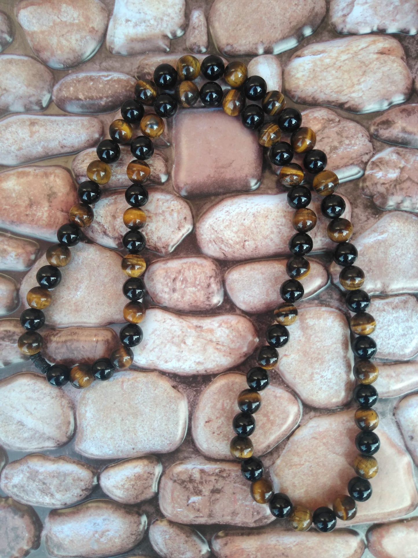 TIGER EYE & ONYX BEADED NECKLACE