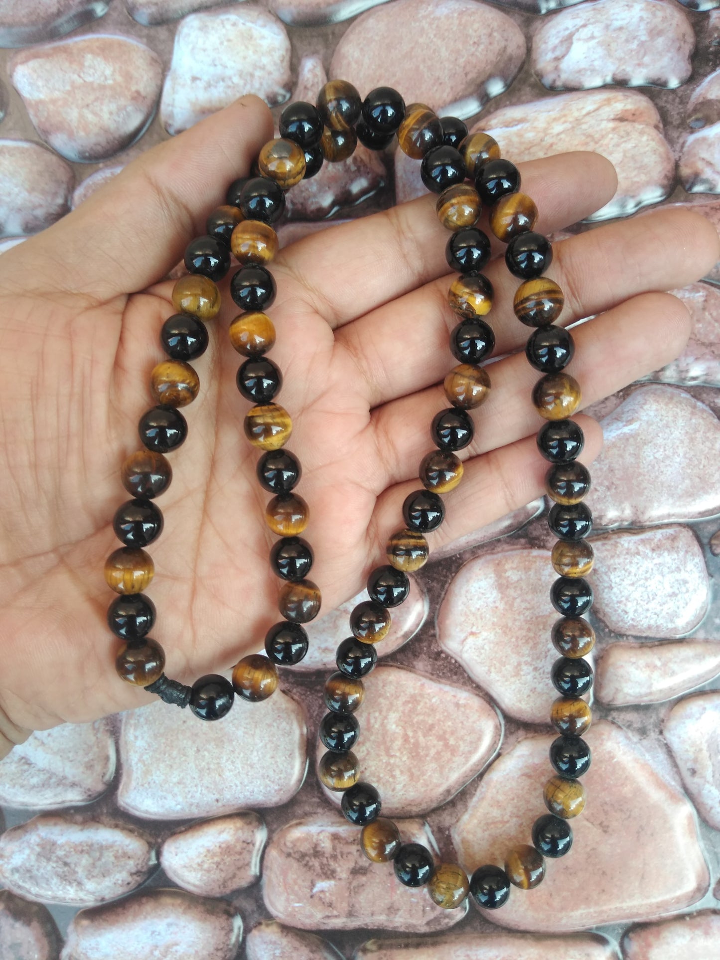 TIGER EYE & ONYX BEADED NECKLACE